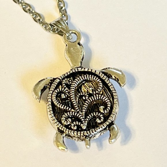 Silver Sea Turtle Necklace Marcasite Crystal Stainless Steel 20" Chain Plated - Picture 11 of 13